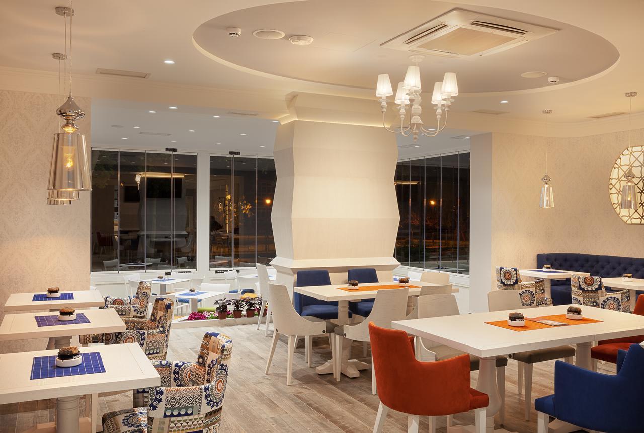 Castello Boutique Hotel ชาชาค ภายนอก รูปภาพ